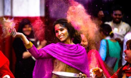 Indický svátek Hólí: Bláznivý festival barev od A do Z