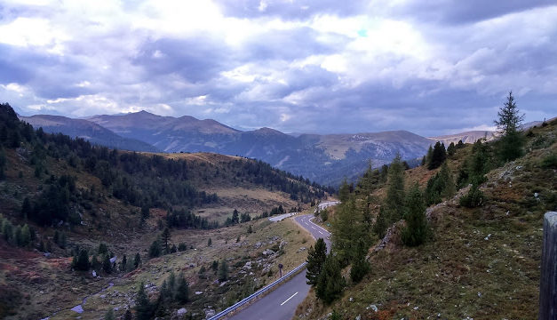 … u jezírka, zvoničky a šišek …