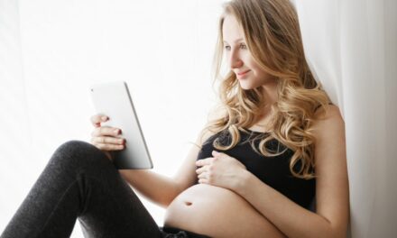 Klidný průběh těhotenství? Pomůže online průvodce!