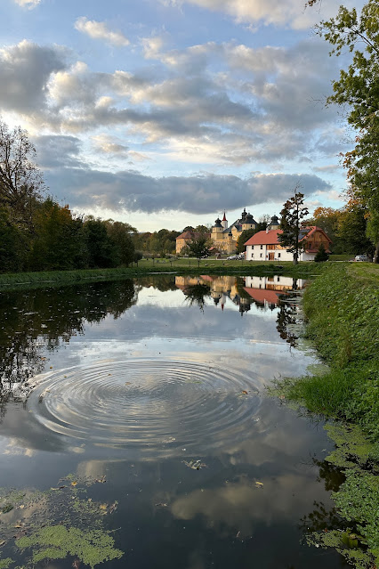 V Hobiťom domčeku